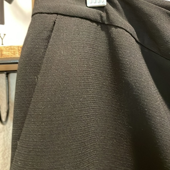 Calvin Klein 2 pc suit. High neck collar jkt w/pkts. Classic slacks w/side pkts. - Picture 3 of 14